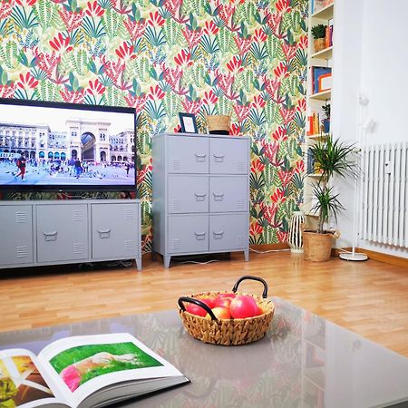 Spacious Apartment 50 Meters From The Metro ミラノ エクステリア 写真
